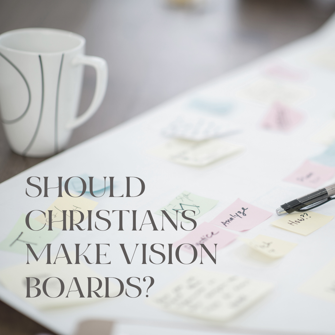 Should Christians make vision boards? Absolutely! Here's how you can use vision boards to create the results you want in your life to finally see the goals you set being met! #visionboards #christianvisionboard #goalsetting